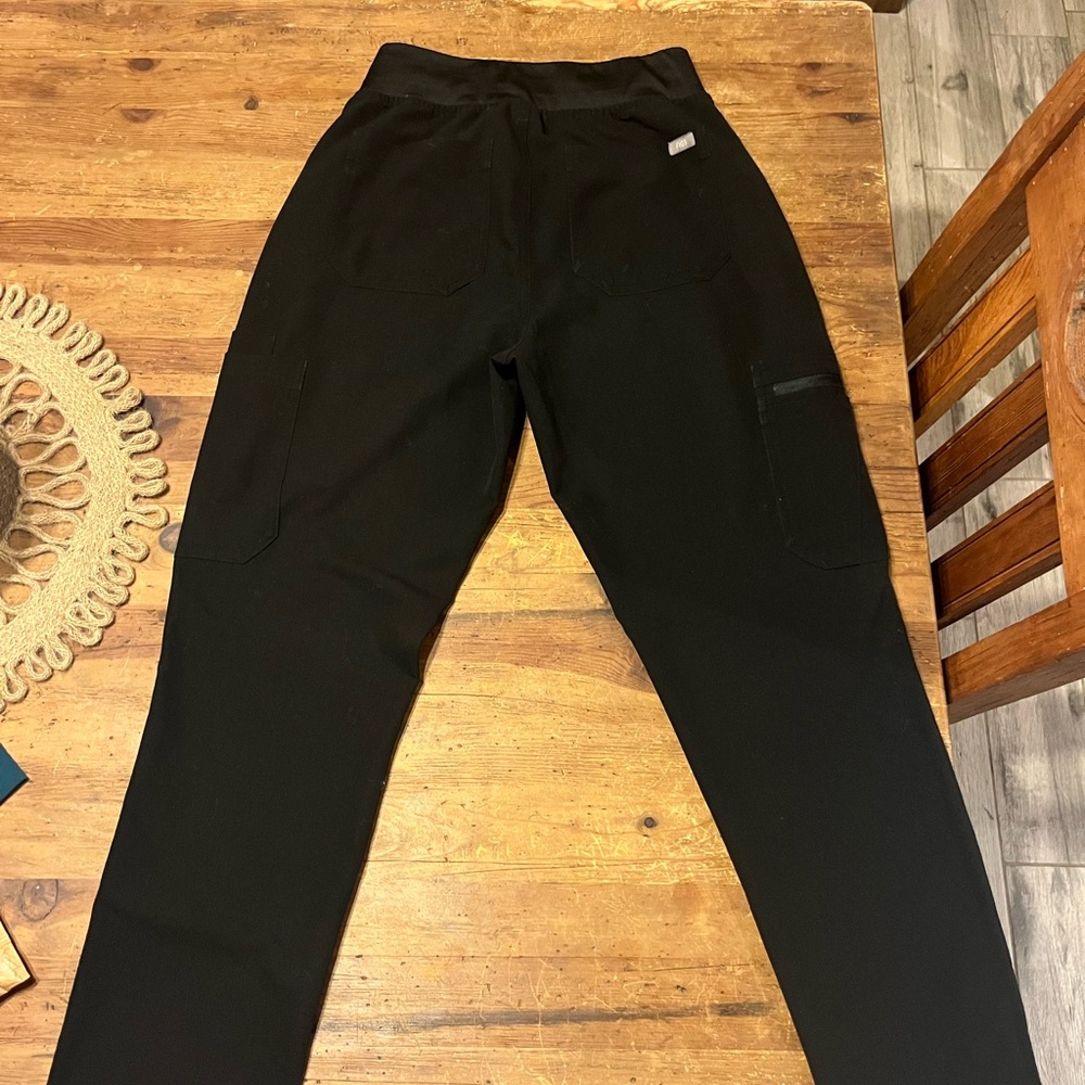 Figs black scrub pant